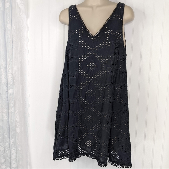 ANTHROPOLOGIE Maeve Black Eyelet Lace Swing Dress Sz S - Picture 3 of 16